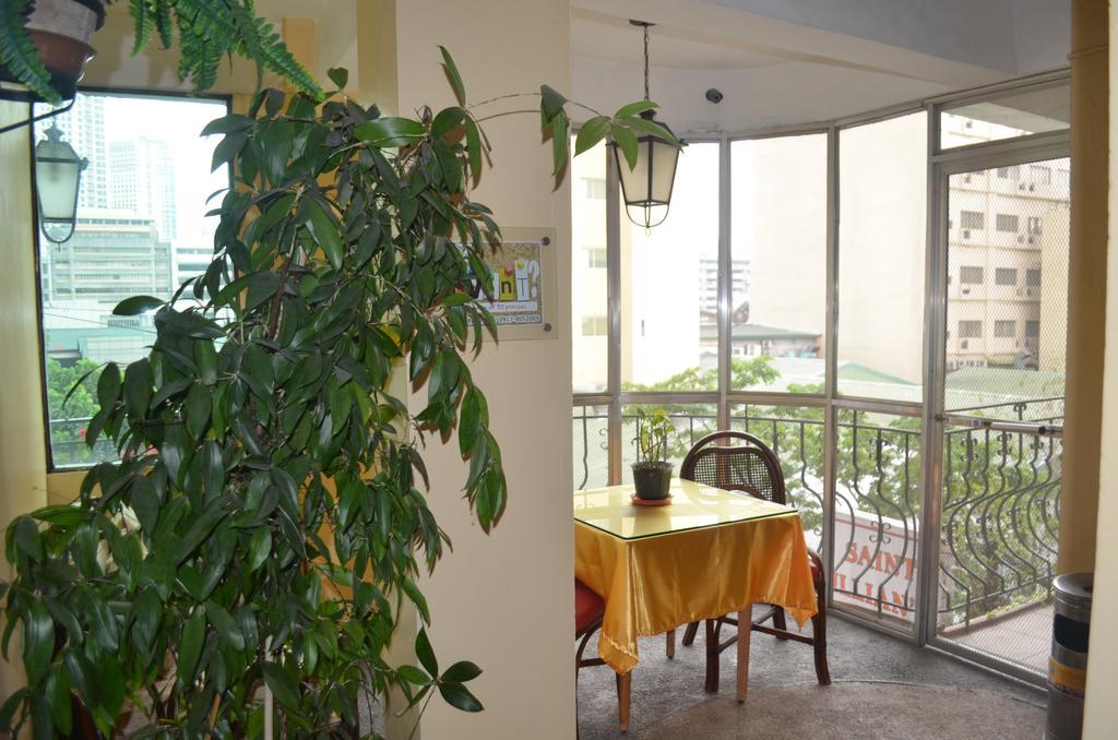 Saint Illian'S Inn Makati Makati City Exterior foto