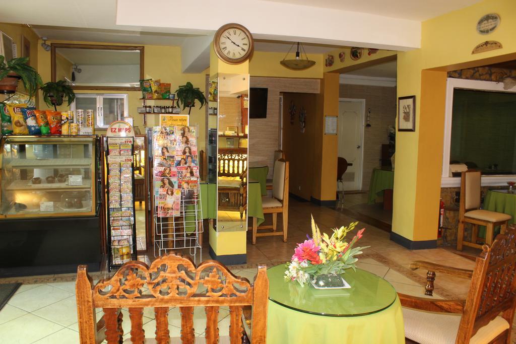 Saint Illian'S Inn Makati Makati City Exterior foto